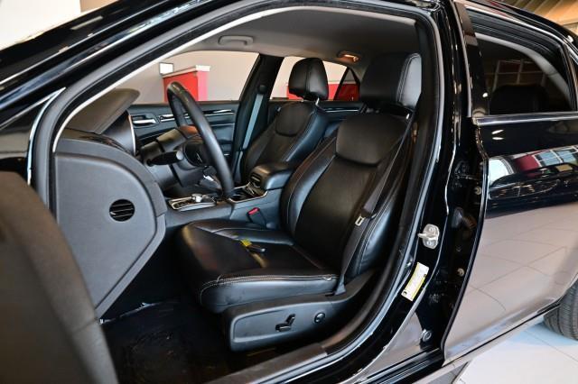 Chrysler 300  2023