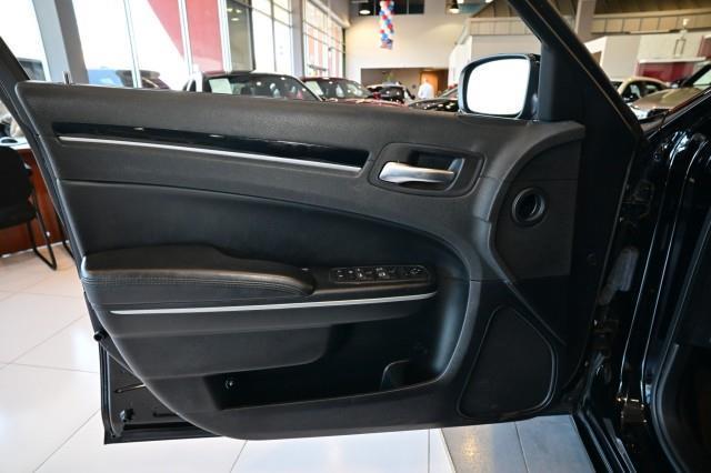 Chrysler 300  2023