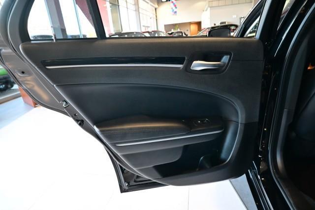 Chrysler 300  2023