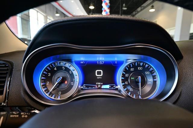 Chrysler 300  2023
