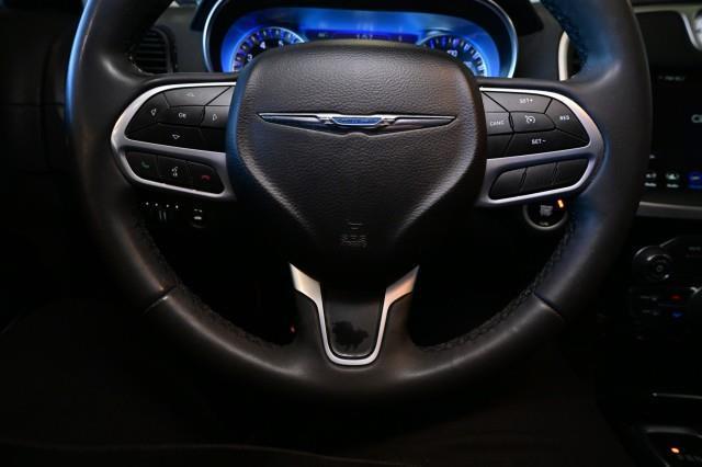 Chrysler 300  2023