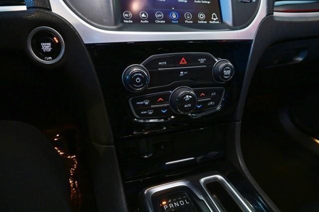 Chrysler 300  2023