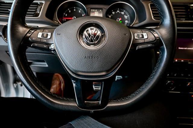 Volkswagen Passat  2019