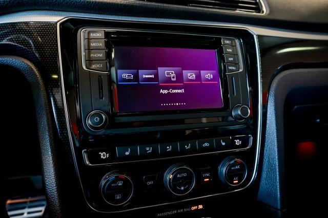 Volkswagen Passat  2019