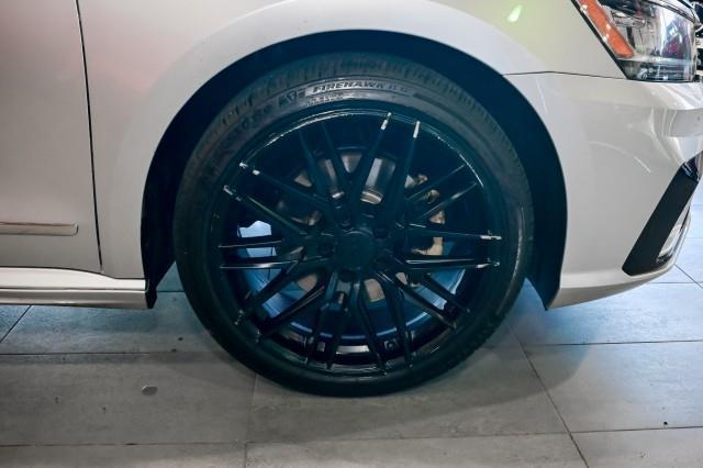 Volkswagen Passat  2019