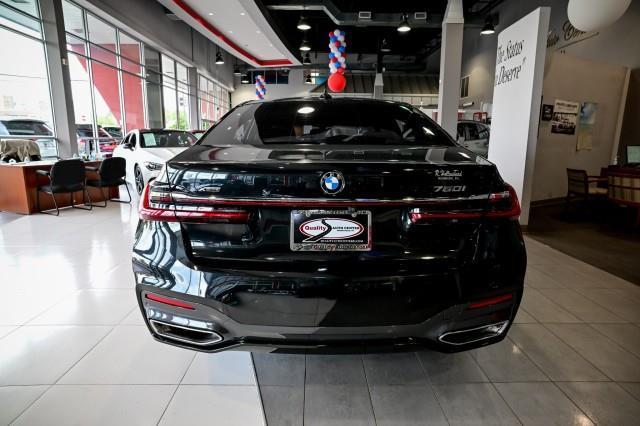 BMW 7-Series  2020