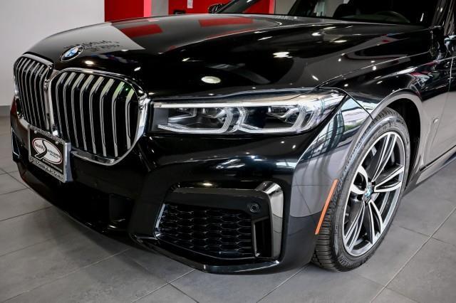 BMW 7-Series  2020