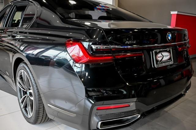 BMW 7-Series  2020