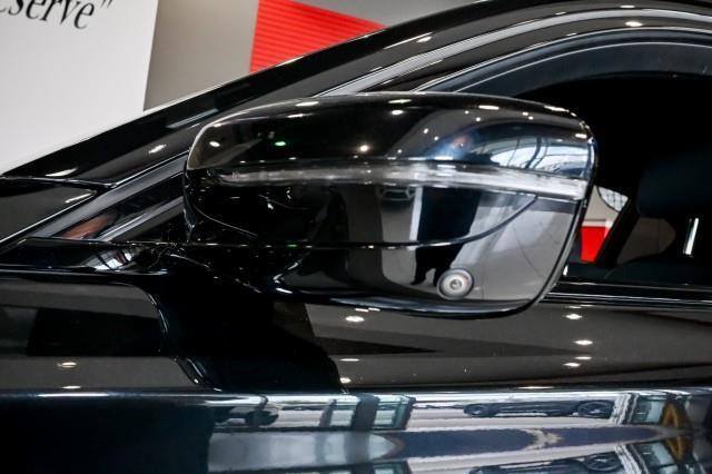 BMW 7-Series  2020