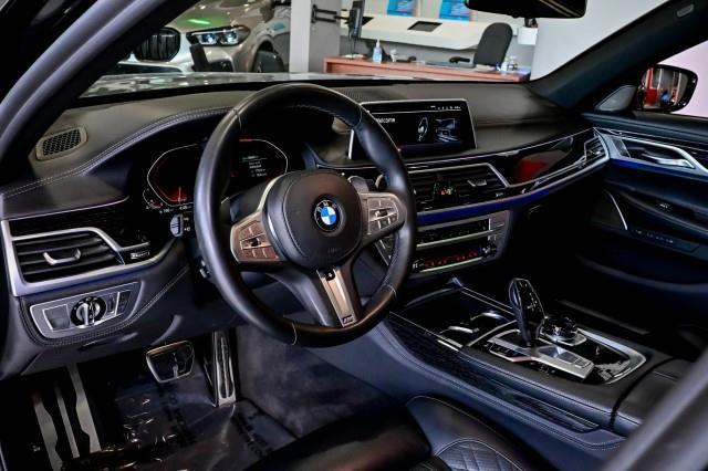 BMW 7-Series  2020
