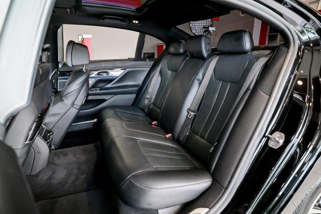 BMW 7-Series  2020