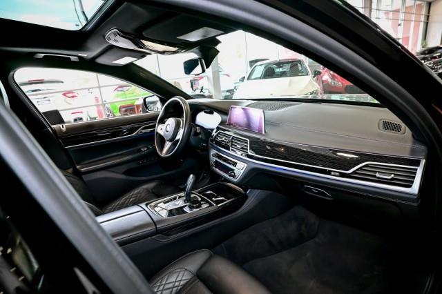 BMW 7-Series  2020