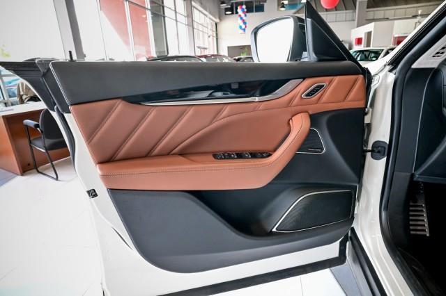 Maserati Levante  2022