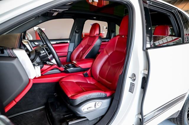 Porsche Cayenne  2018