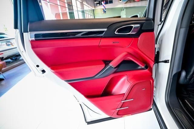 Porsche Cayenne  2018