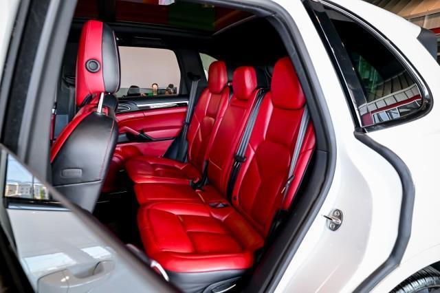 Porsche Cayenne  2018