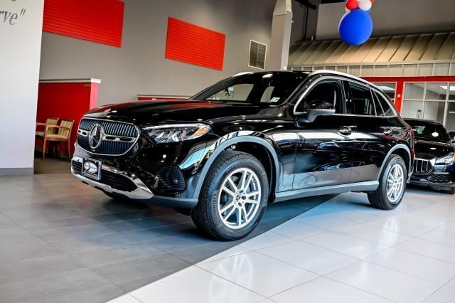 Mercedes-Benz GLC-Class  2023