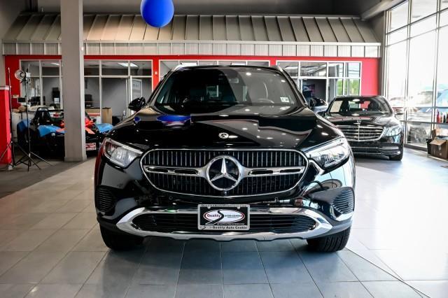 Mercedes-Benz GLC-Class  2023