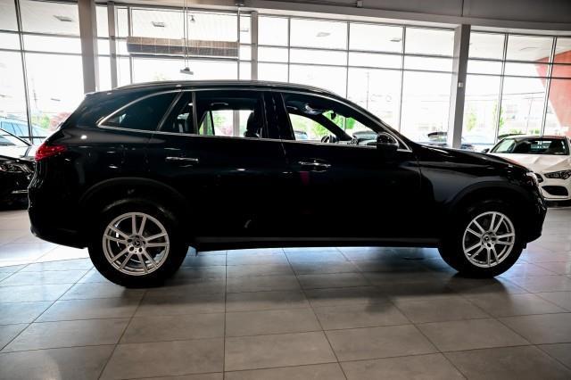 Mercedes-Benz GLC-Class  2023