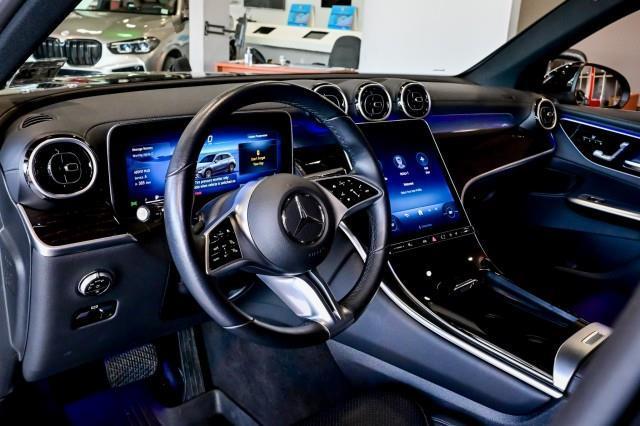 Mercedes-Benz GLC-Class  2023