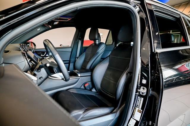 Mercedes-Benz GLC-Class  2023