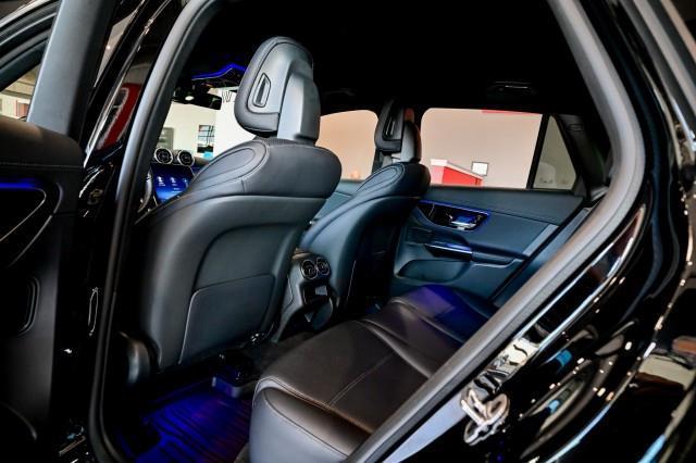 Mercedes-Benz GLC-Class  2023