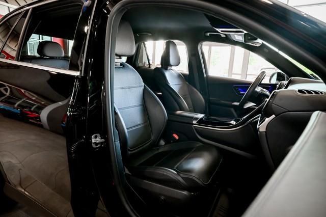 Mercedes-Benz GLC-Class  2023