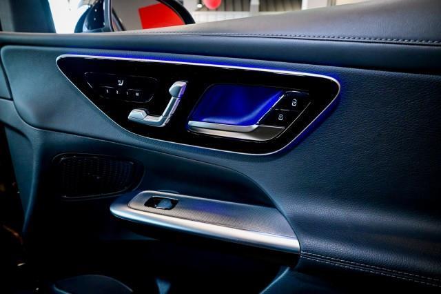Mercedes-Benz GLC-Class  2023