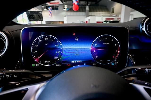 Mercedes-Benz GLC-Class  2023