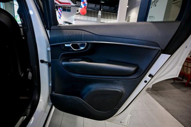 Volvo XC90  2020