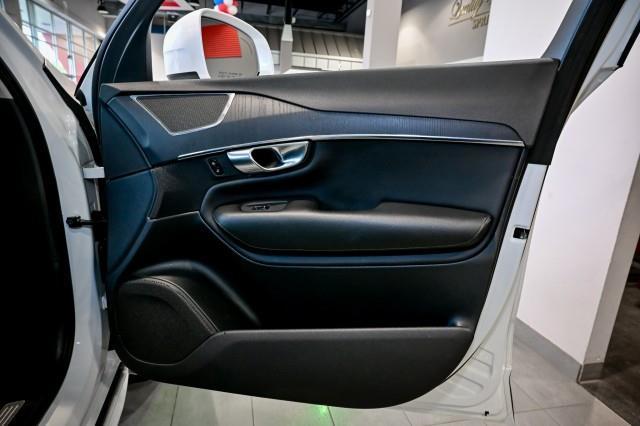 Volvo XC90  2020