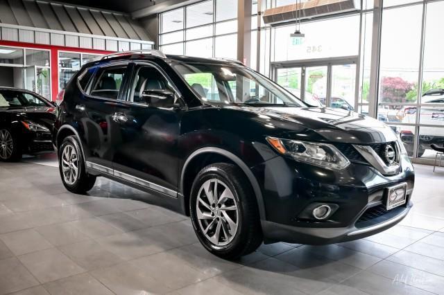 Nissan Rogue  2015