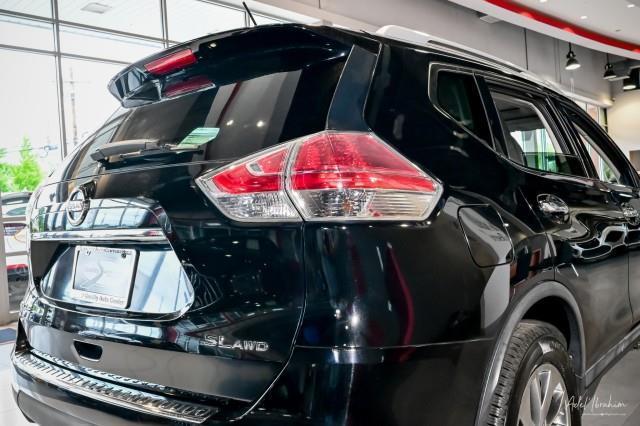 Nissan Rogue  2015