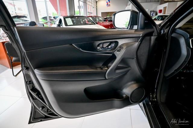 Nissan Rogue  2015