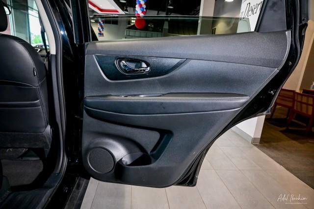 Nissan Rogue  2015