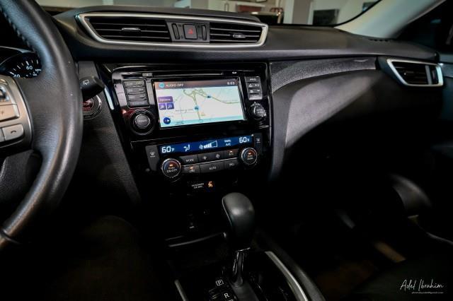 Nissan Rogue  2015