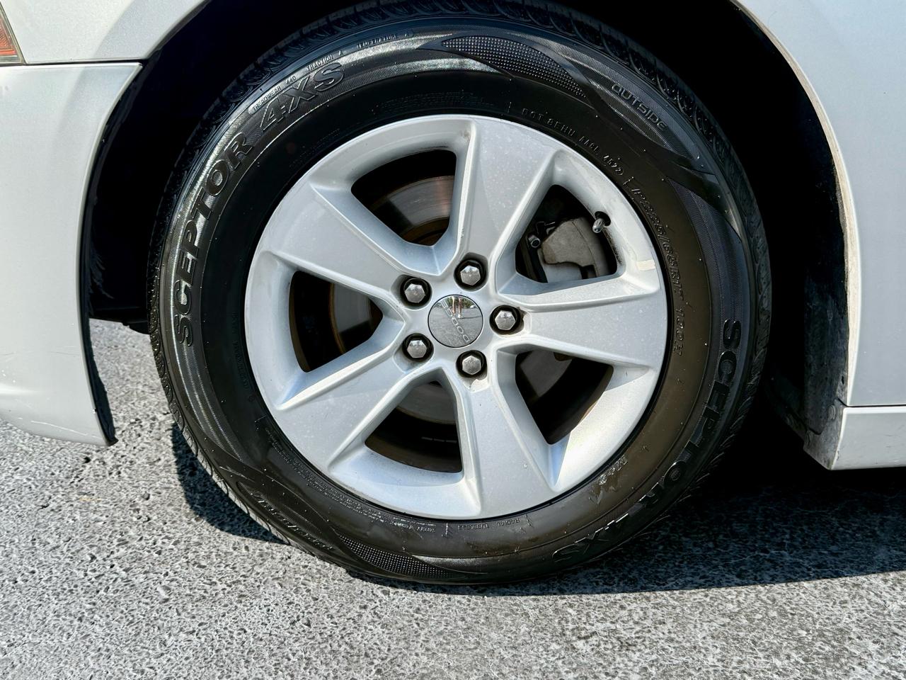 Dodge Charger SE 2012