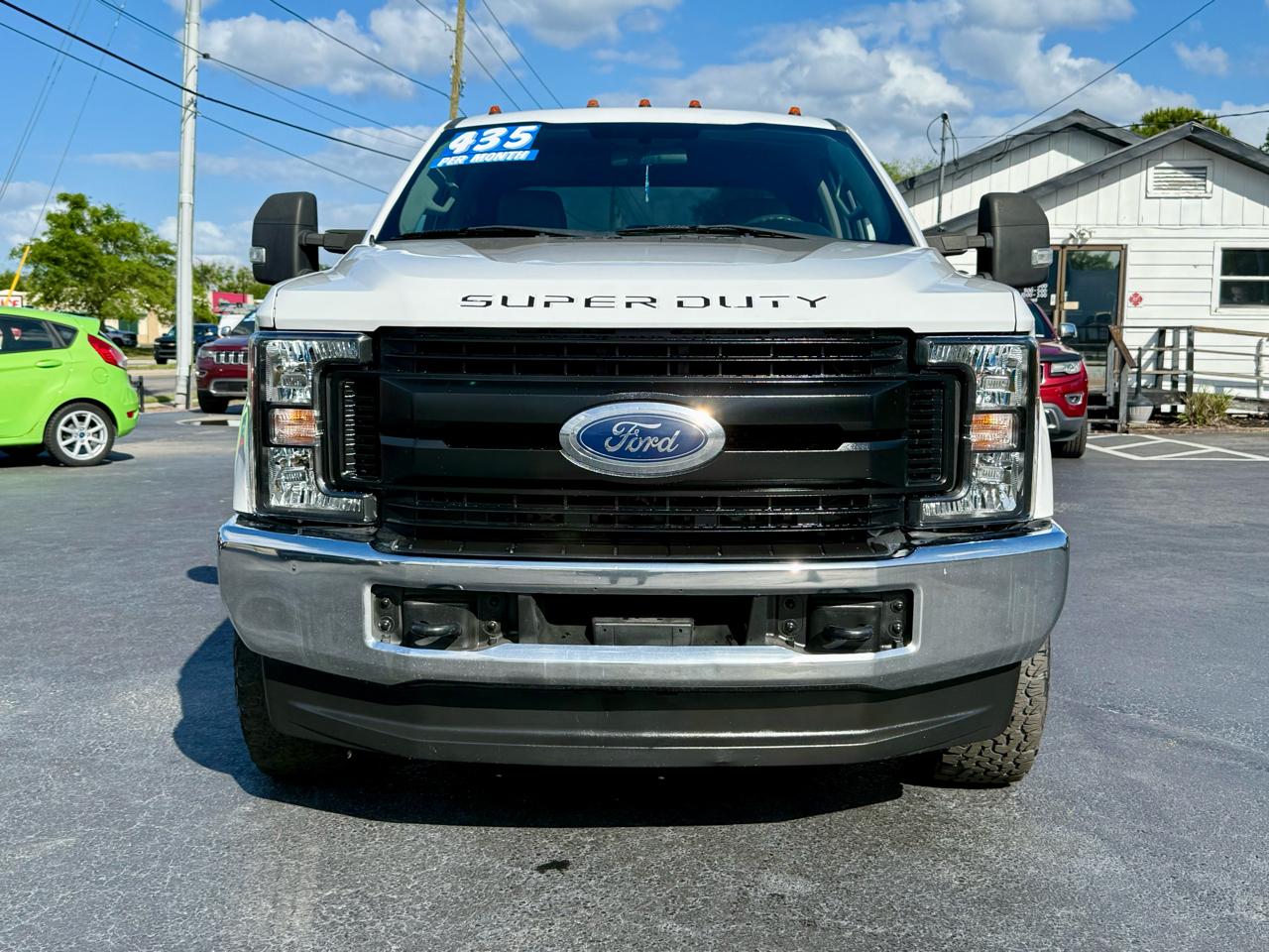Ford F-250 SD XL Crew Cab 4WD 2017
