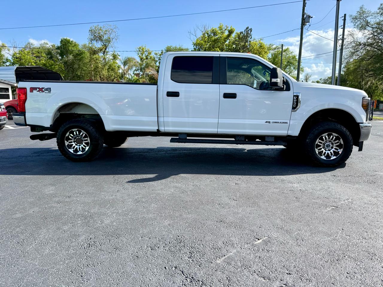 Ford F-250 SD XL Crew Cab 4WD 2017
