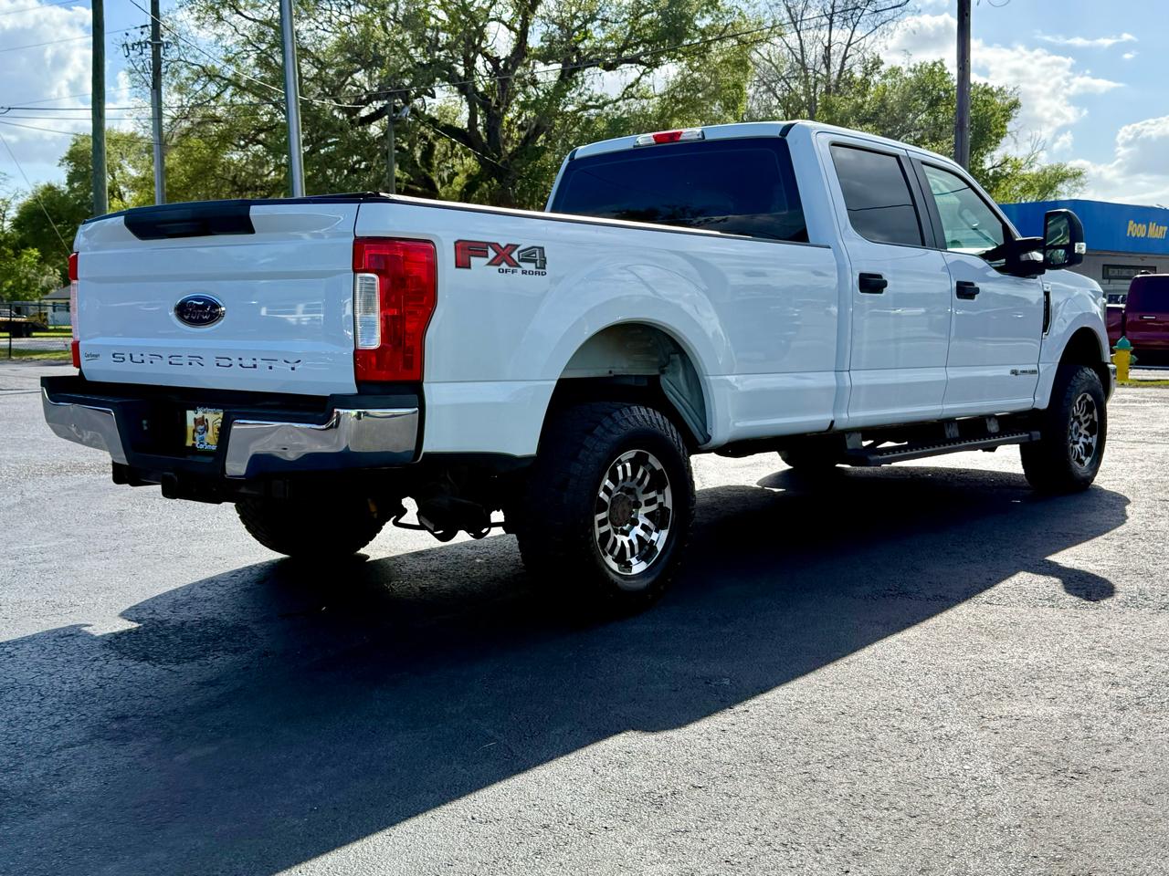 Ford F-250 SD XL Crew Cab 4WD 2017