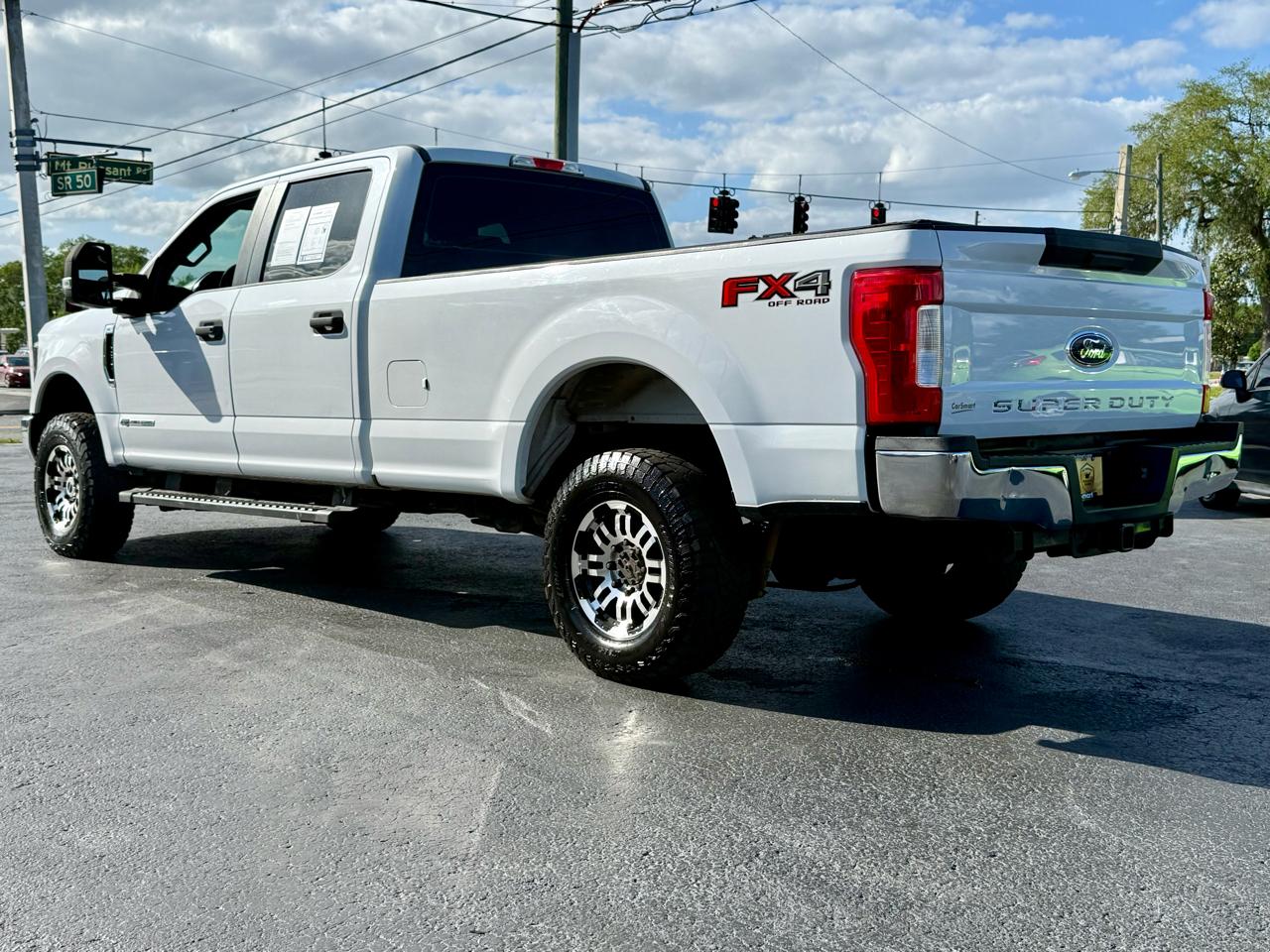 Ford F-250 SD XL Crew Cab 4WD 2017