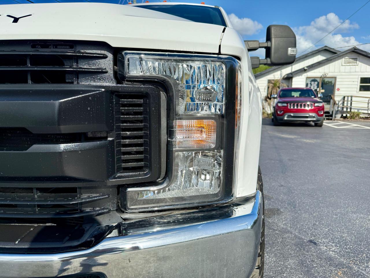 Ford F-250 SD XL Crew Cab 4WD 2017