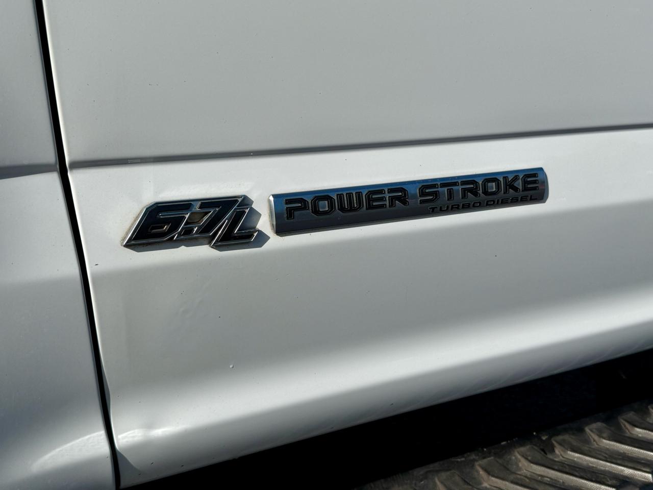 Ford F-250 SD XL Crew Cab 4WD 2017