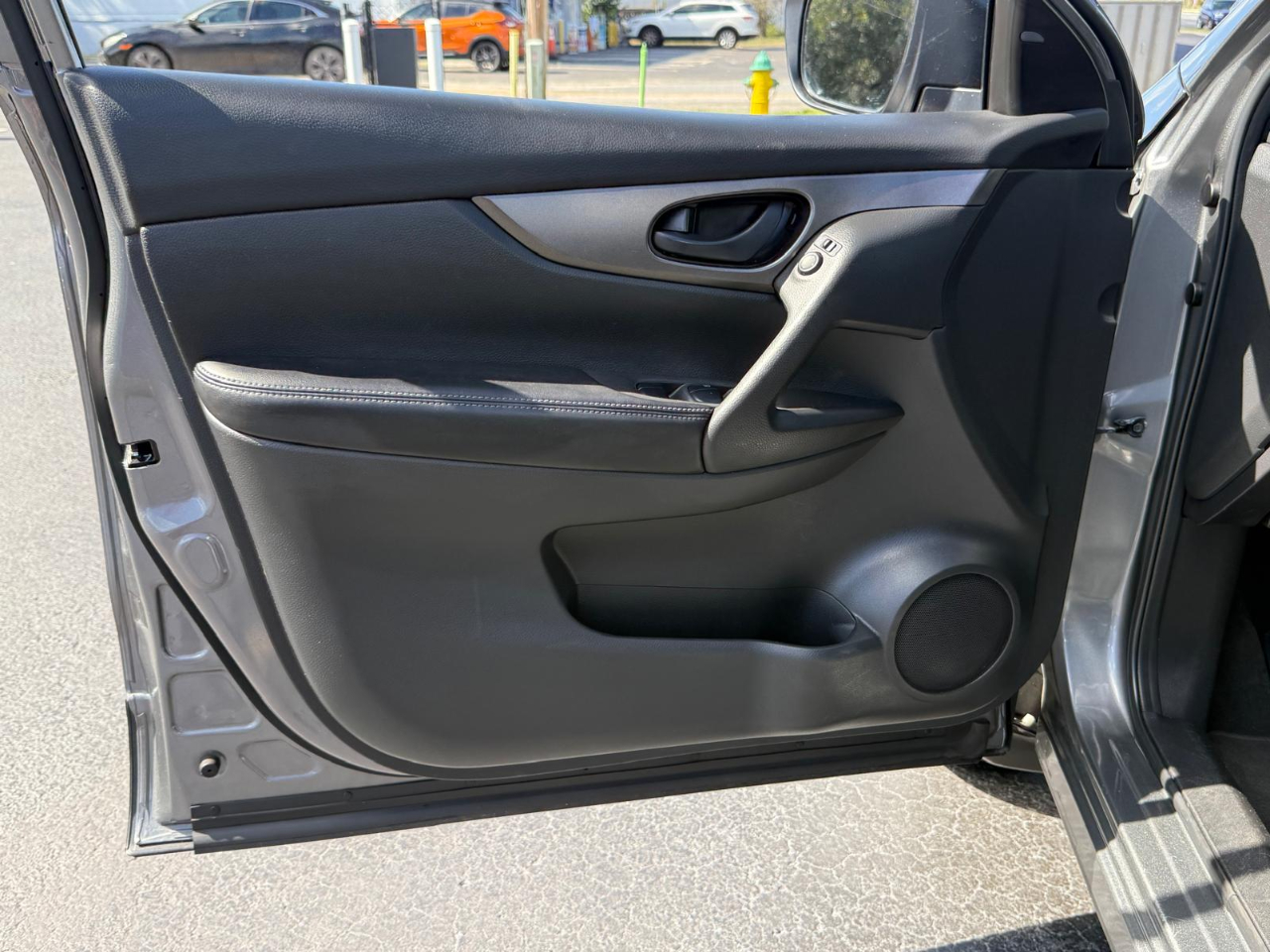 Nissan Rogue Sport S 4D SUV AWD 2018