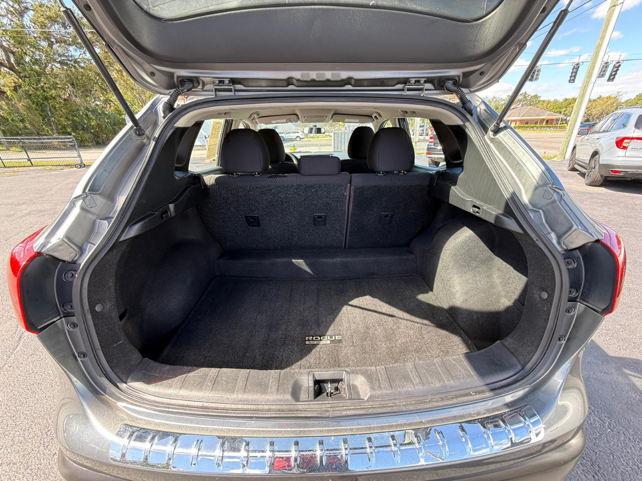 Nissan Rogue Sport S 4D SUV AWD 2018
