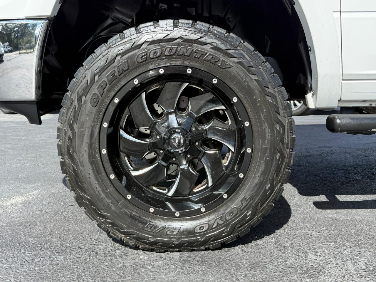 RAM 1500 4WD Crew Cab 140.5" Outdoorsman 2017