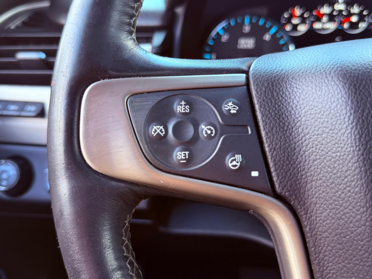 GMC Yukon XL Denali 4WD 2019