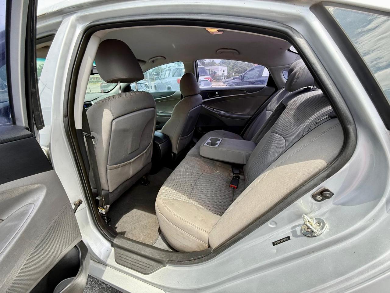 Hyundai Sonata GLS 4D Sedan 2.4 2012