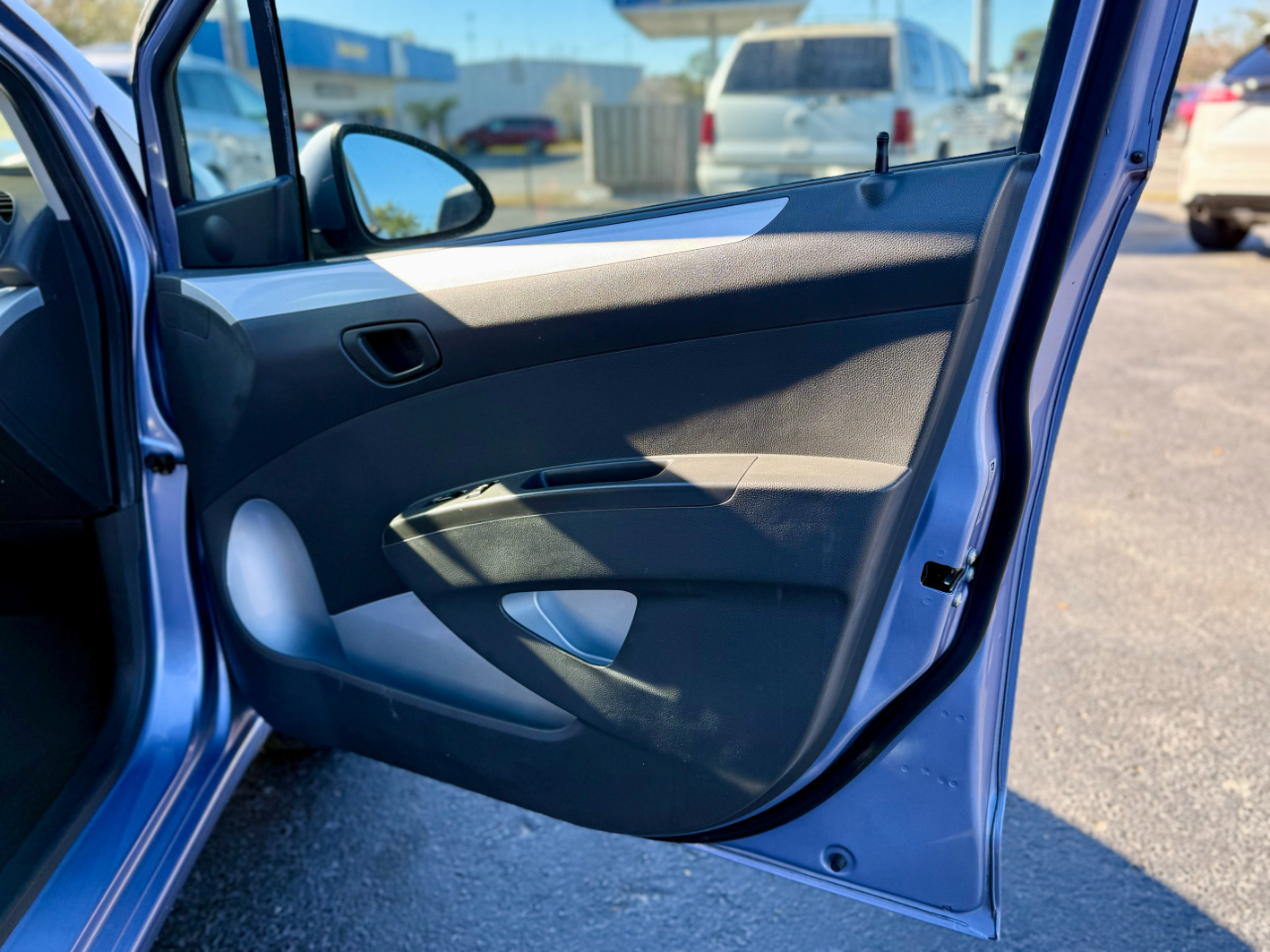 Chevrolet Spark 1LT 4D Hatchback 2014