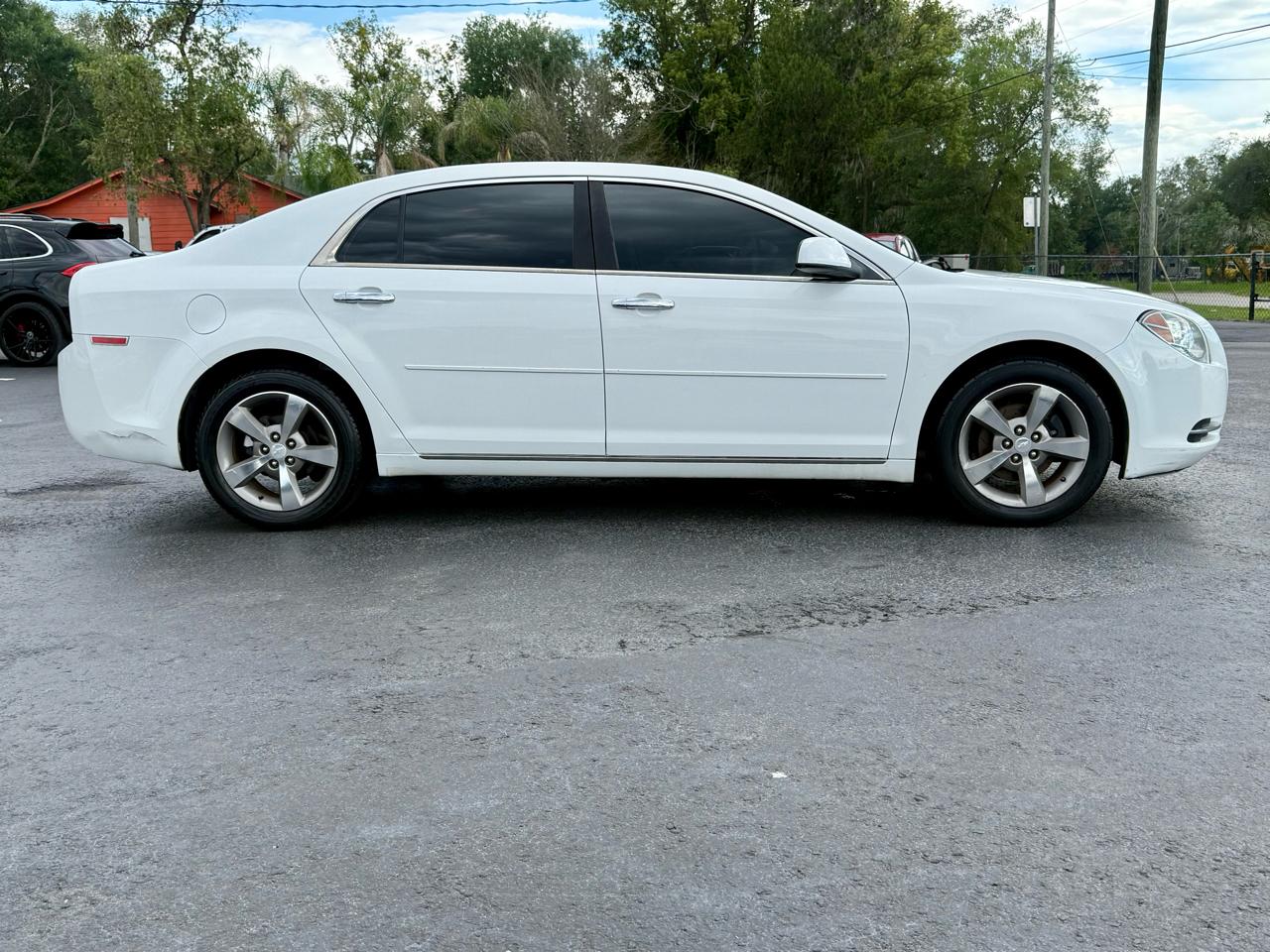 Chevrolet Malibu 1LT 2012